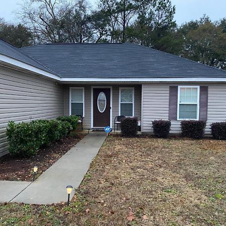 Home Away From Home Statesboro Exterior photo